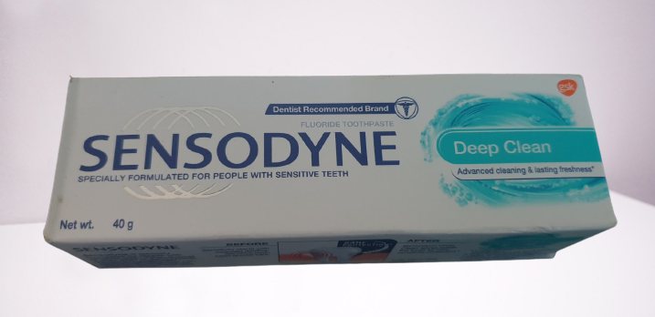 SENSODYNE Deep Clean Toothpaste 40 g